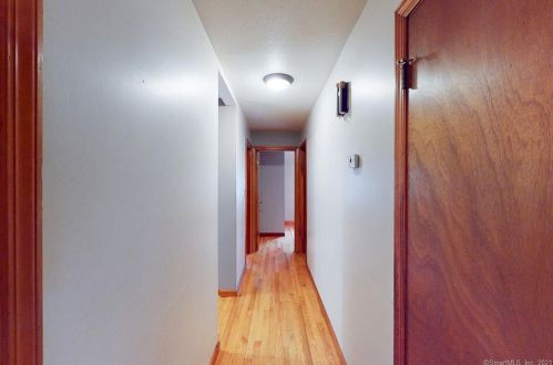 46 Sabin St, Putnam CT  06260-1842 exterior