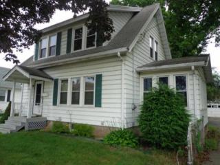 82 Linden St, Plainville, CT 06062-2349