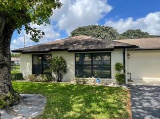 4672 Robinwood Cir, Boynton Beach, FL 33436-0828