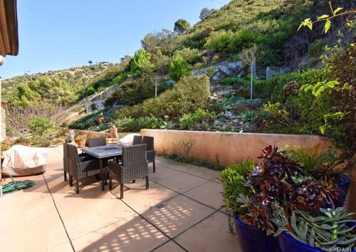 1128 Palos Verdes Dr, Palos Verdes Estates CA 90274-0015 exterior