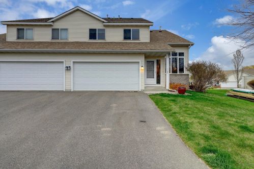 1123 Wildrose Ct, Waterford, MN 55057-5296