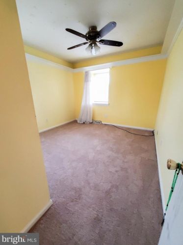 12 Heritage Dr, Dover DE  19904-6519 exterior