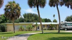 451 Crescent Dr, Melbourne, FL 32901-1364