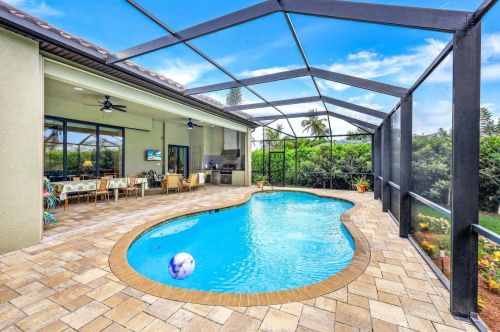 616 Somerset Ct, Marco Island FL  34145-2450 exterior