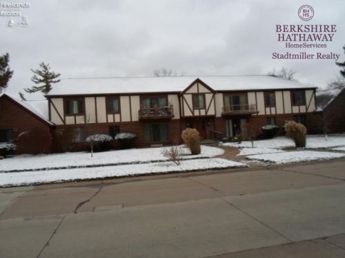 104 Stonyridge Dr, Sandusky, OH 44870-5436