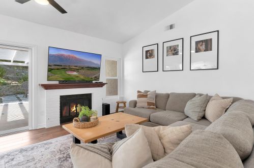 41739 Asteroid Way, Temecula CA  92592-3222 exterior