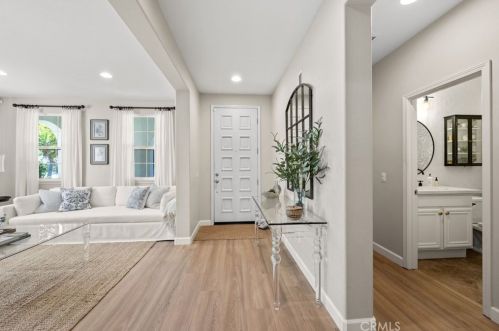 45730 Shasta Ln, Temecula CA  92592-1383 exterior