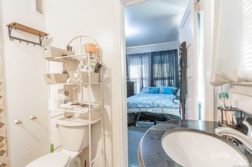 116 Main St, Middletown NY  10940-5119 exterior