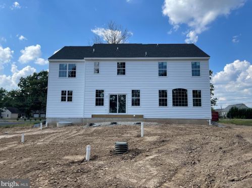 3016 Whitehall Rd, Norristown, PA 19403-4403