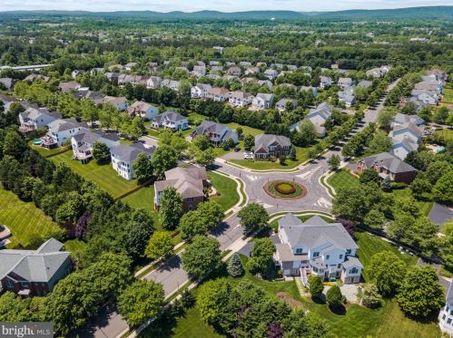 15063 Gaines Mill Cir, Haymarket VA  20169-4500 exterior