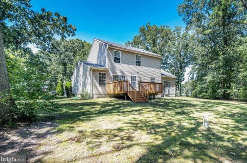 142 Split Rock Rd, Browns Mills NJ  08015-6542 exterior