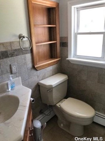 364 Vanderbilt Blvd, Oakdale NY  11769-2038 exterior