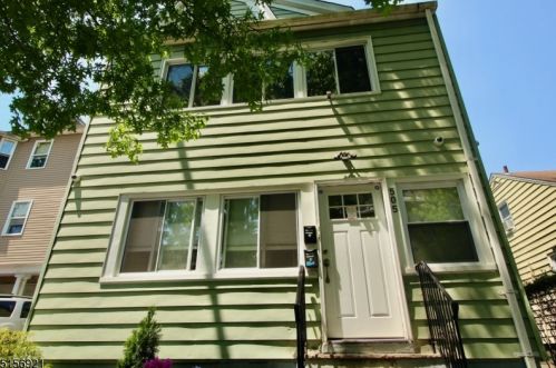 505 Clinton St, East Orange, NJ 07018-1030