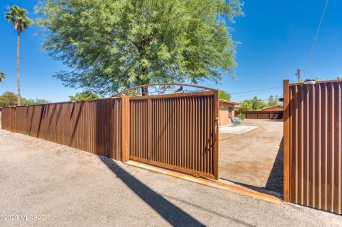 3009 Glenn St, Tucson AZ  85716-2141 exterior