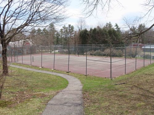 29 Windsor Ct, Keene NH  03431-1736 exterior