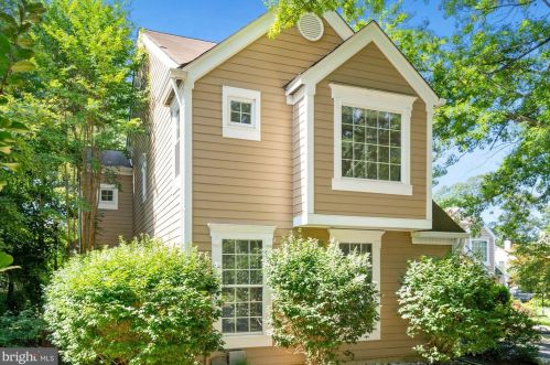 11723 Arbor Glen Way, Herndon, VA 20194-1578