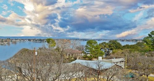 102 Park Rd, Sunrise Beach, TX 78643-9223