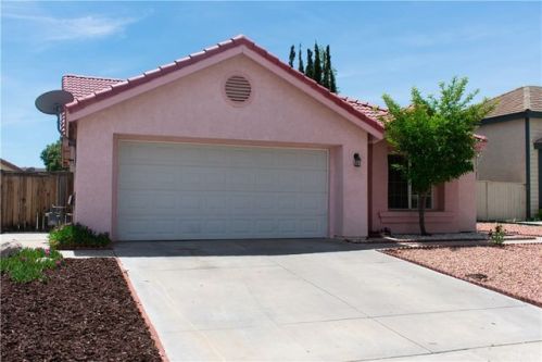 15517 Morro Bay Ln, Victorville, CA 92394-1585