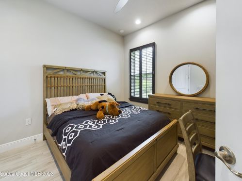 950 Yearling Trl, Sebastian FL  32958 exterior