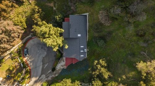 1942 Los Encinos Ave, Glendale CA  91208-2113 exterior