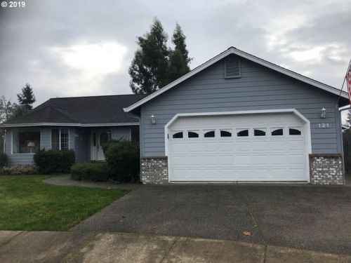 121 Amhurst Ct, Winston, OR 97496-4603