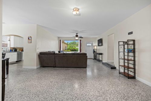 774 Prima Vista Blvd, Fort Pierce FL  34952-2275 exterior