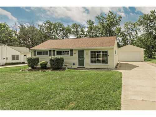 1804 Glenwood Dr, Twinsburg, OH 44087-1215