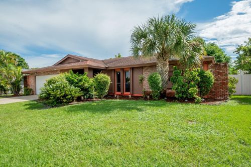 1384 Scottsdale Rd, West Palm Beach, FL 33417-5653