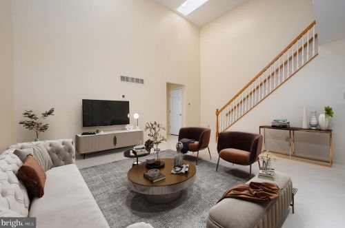 304 Dogwood St, Bally, PA 19503-9603