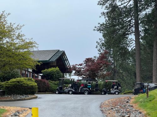 10683 Alta Sierra Dr, Grass Valley CA  95949-6847 exterior