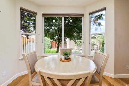 1125 Valley Glen Dr, Liberty Farms CA  95620-4835 exterior