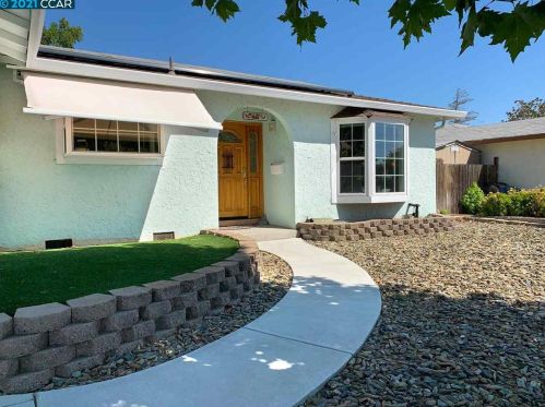 1355 Springhill Dr, West Pittsburg, CA 94565-6337