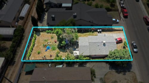 747 Prusso St, Livingston CA  95334-1136 exterior
