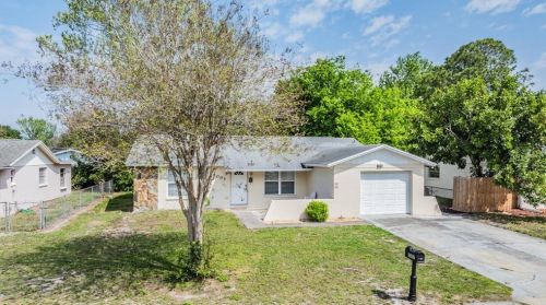 7007 Fairfax Dr, Port Richey FL  34668-5605 exterior