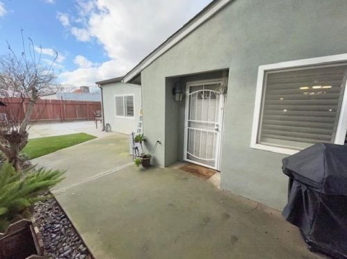 2829 Park Pl, Modesto CA  95350-0243 exterior