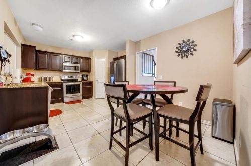 1420 Middleton Dr, Cedar Hill TX 75104-5016 exterior