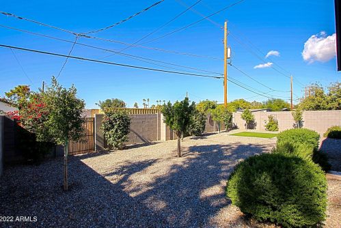 4226 42nd St, Phoenix AZ  85018-4208 exterior