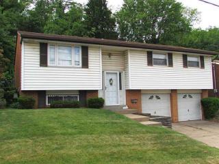 55 Lilmont Dr, Pittsburgh, PA 15218-2228