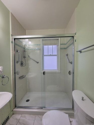 156 Prospect Ave, Middletown NY  10940-3941 exterior