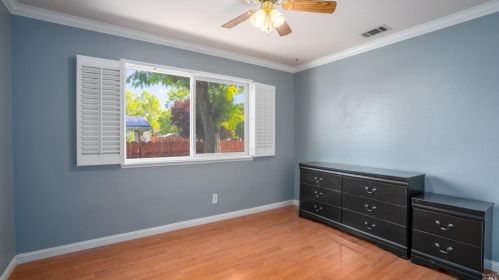 754 Tulare, Vacaville CA  95687-6250 exterior