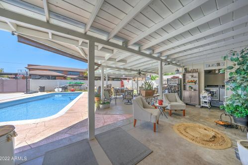 7830 17 Ave, Phoenix AZ 85023-2569 exterior