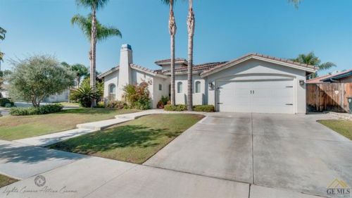 3107 Farrington Way, Bakersfield, CA 93311-9216
