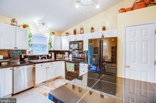 12702 Toll House Rd, Spotsylvania VA  22551-8137 exterior