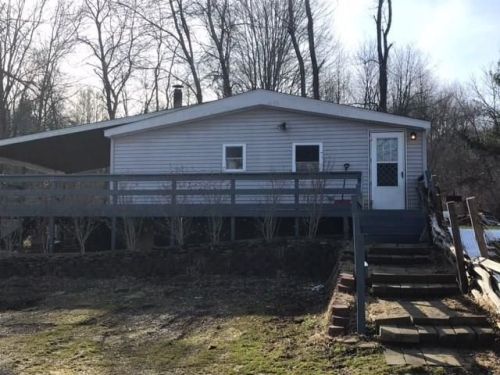 9133 Watson Run Rd, Meadville, PA 16335-7271