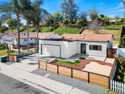 1074 Worthington St, San Diego CA  92114-5042 exterior