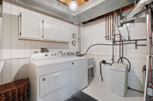 2008 Johnson Ct, Waterford MN  55057-3527 exterior