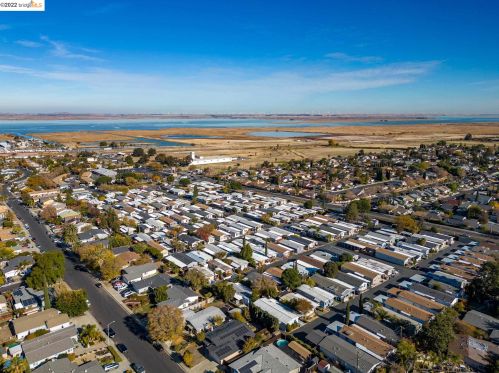 55 Pacifica Ave, West Pittsburg CA  94565-2926 exterior