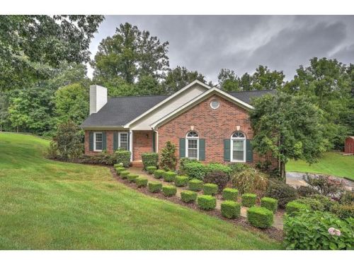 3141 Winesap Rd, Kingsport, TN 37663-2919