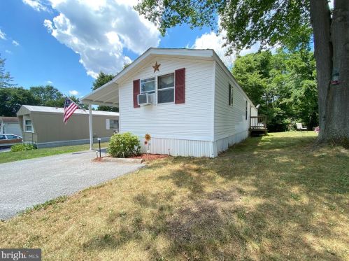 151 Brownstone Park, Hummelstown, PA 17036-9281