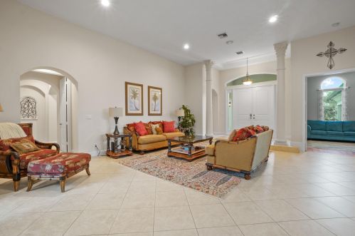 523 Squire Johns Ln, Palm City FL  34990-7824 exterior